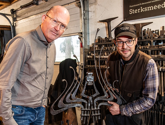 MET KLASSIEK SMEEDWERK NEDERLANDS ERFGOED BEHOUDEN