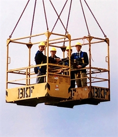 EEN EEUW VAN VAKMANSCHAP EN INNOVATIE