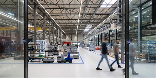 Achteraan sluiten remt groei